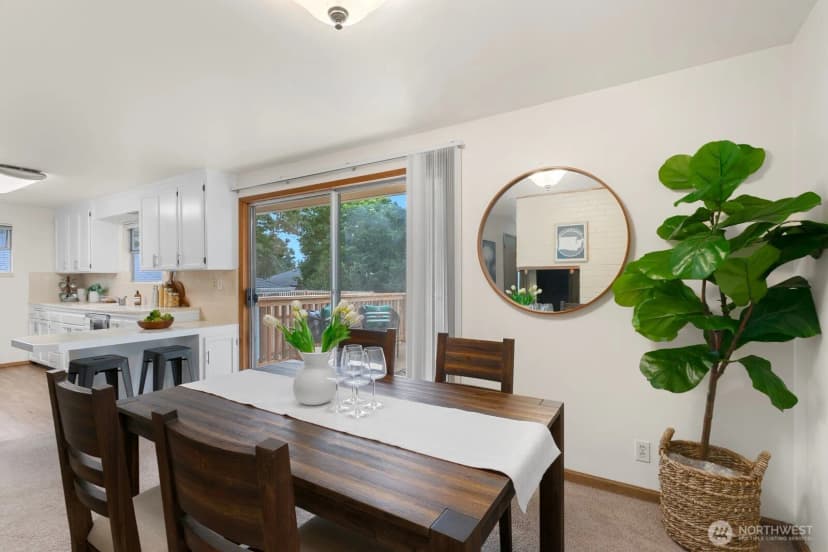 Property photo for 7015 26th Avenue Ne, Seattle photo 9