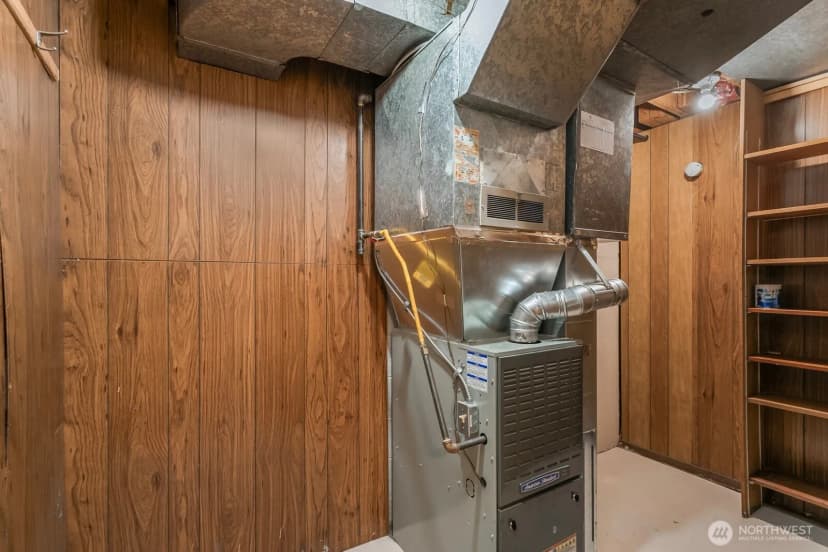 Property photo for 7015 26th Avenue Ne, Seattle photo 29