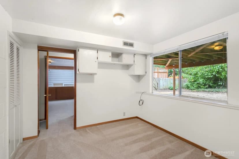 Property photo for 7015 26th Avenue Ne, Seattle photo 27