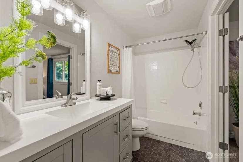 Property photo for 4406 153rd Place Sw, Lynnwood photo 16
