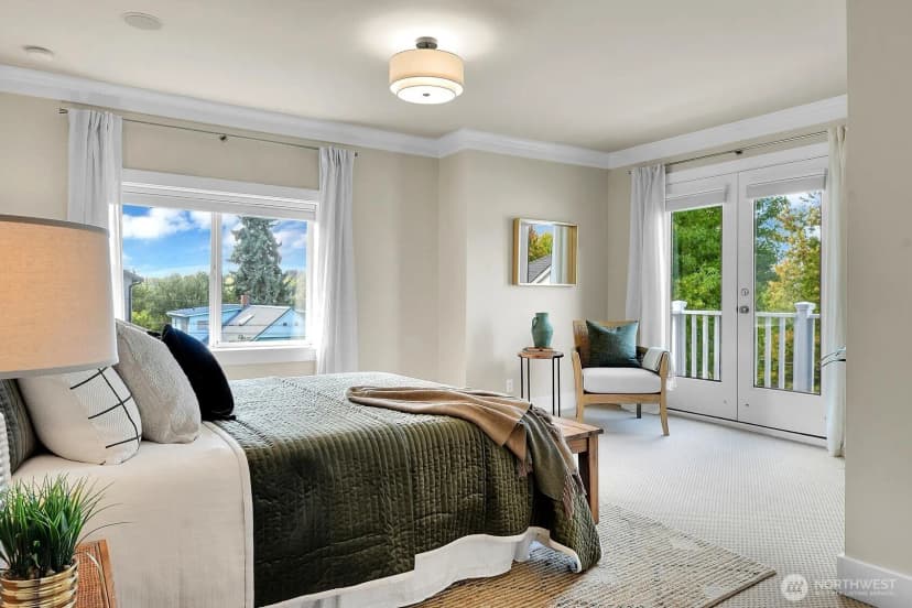 Property photo for 5544 Kenwood Place N, Seattle photo 14