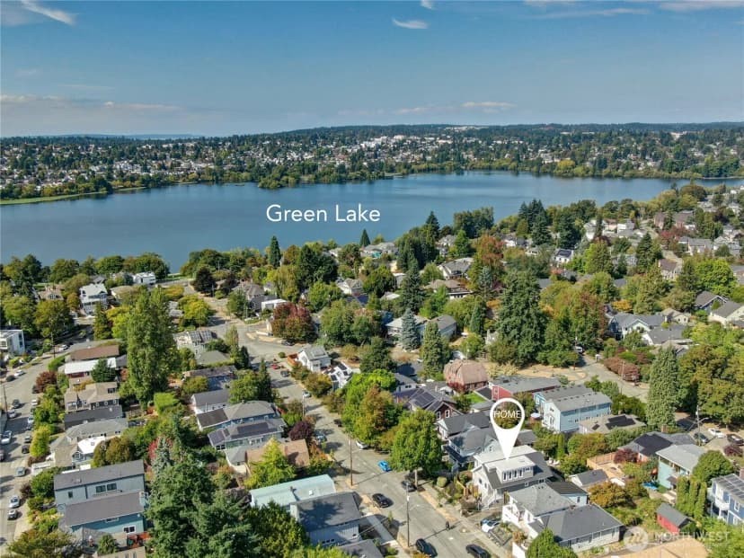 Property photo for 5544 Kenwood Place N, Seattle photo 38