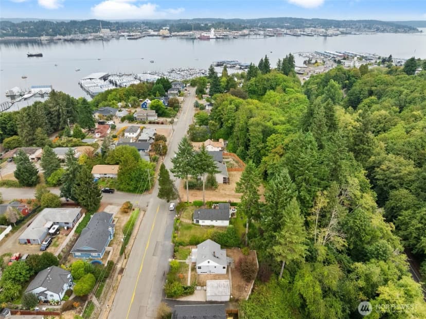Property photo for 911 Hull Avenue, Port Orchard photo 39