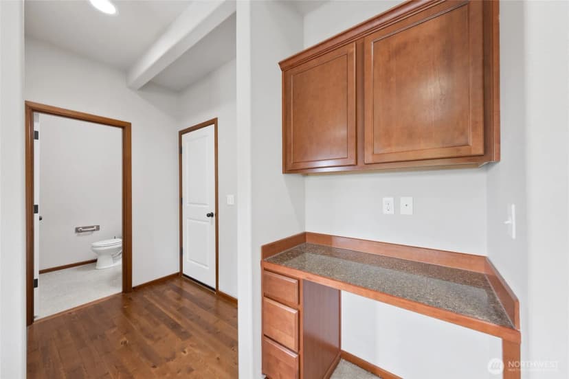 Property photo for 18906 36th Avenue W, Lynnwood photo 17