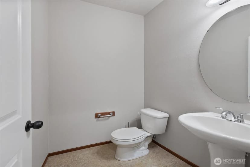 Property photo for 18906 36th Avenue W, Lynnwood photo 18