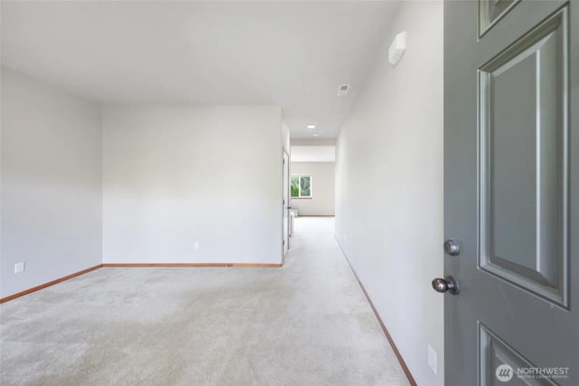 Property photo for 18906 36th Avenue W, Lynnwood photo 7