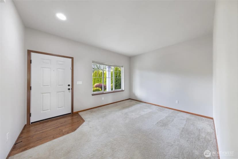 Property photo for 18906 36th Avenue W, Lynnwood photo 8