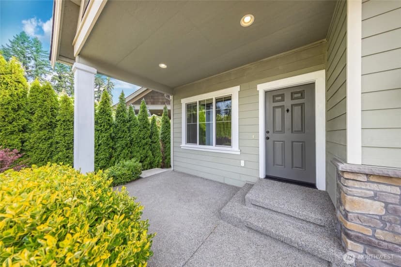 Property photo for 18906 36th Avenue W, Lynnwood photo 4