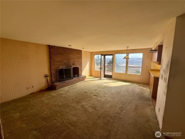Property photo for 2019 126th Avenue Ct E, Edgewood photo 4