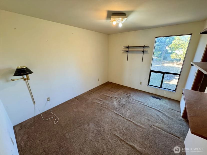 Property photo for 2019 126th Avenue Ct E, Edgewood photo 14