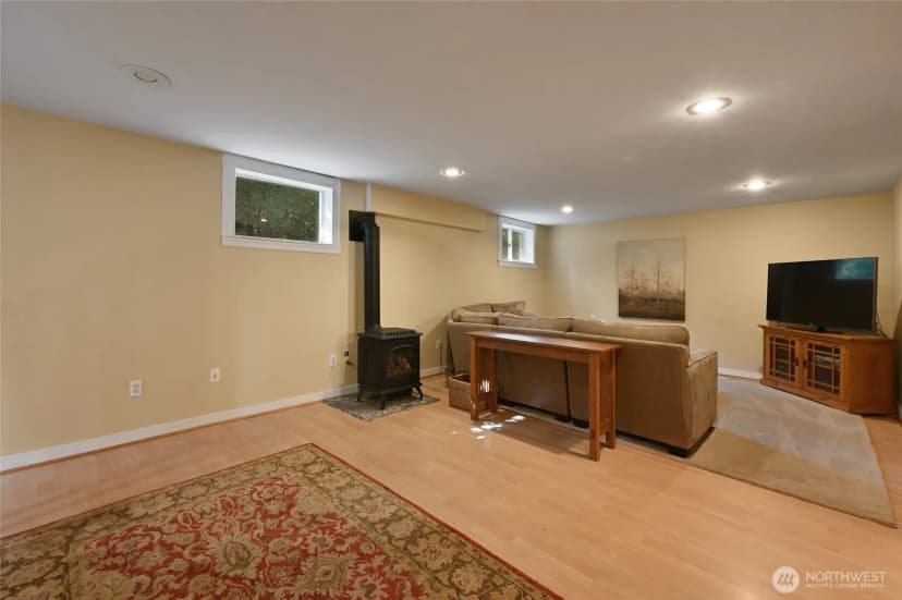 Property photo for 6732 5th Avenue Nw, Seattle photo 16