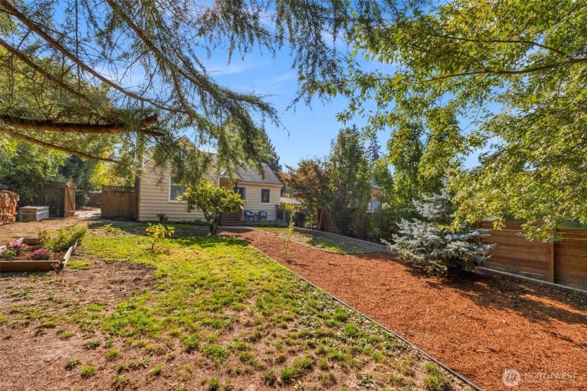 Property photo for 7711 Ne 170th Street, Kenmore photo 20