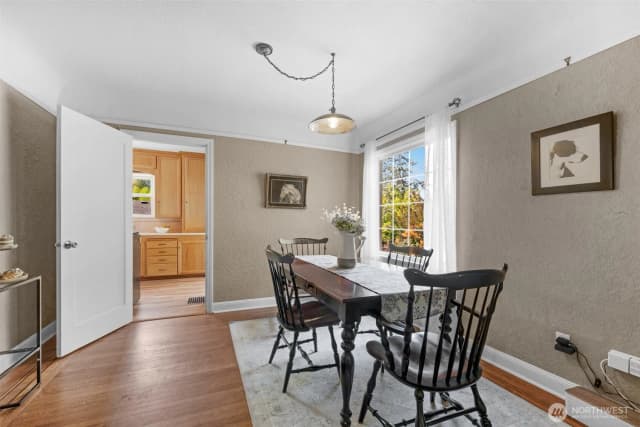 Property photo for 7711 Ne 170th Street, Kenmore photo 5