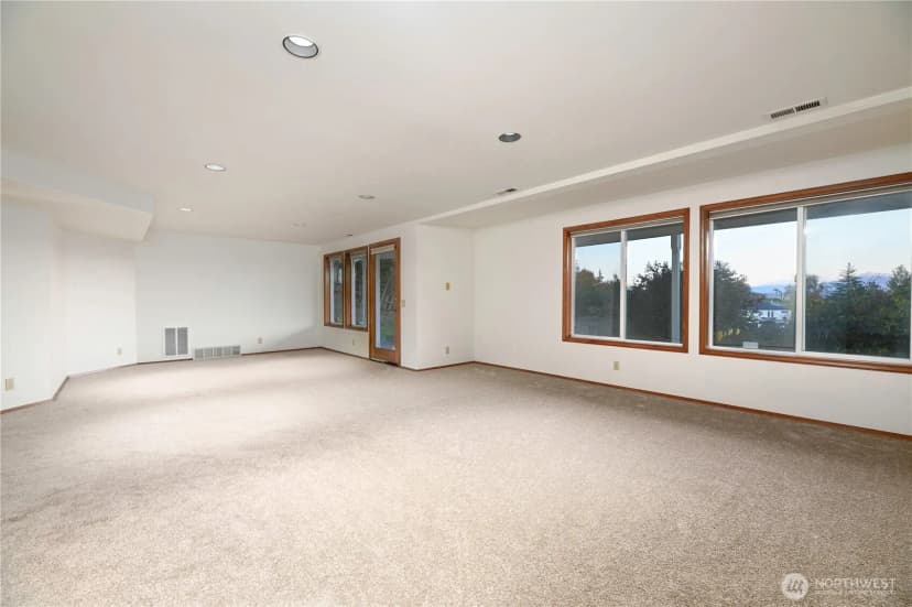Property photo for 10001 151st Place Se, Snohomish photo 29