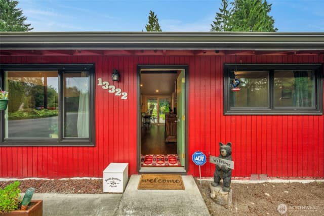 Property photo for 13322 S Machias Road, Snohomish photo 3