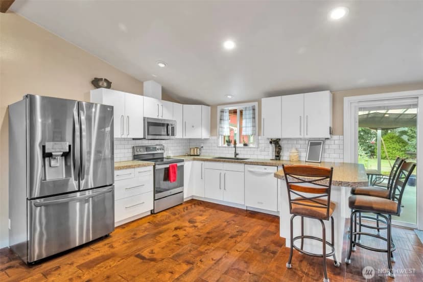 Property photo for 13322 S Machias Road, Snohomish photo 10