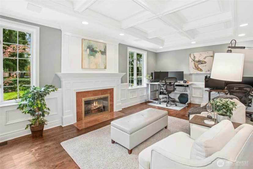 Property photo for 8150 Evergreen Lane, Mercer Island photo 28