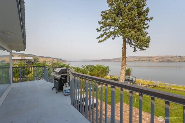 Property photo for 314 Lakeshore Drive, Soap Lake