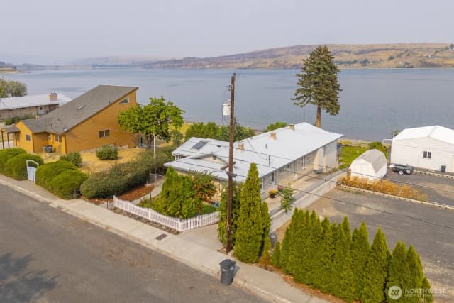 Property photo for 314 Lakeshore Drive, Soap Lake photo 4