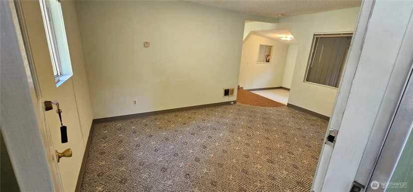 Property photo for 1124 Pear Street Ne, Olympia photo 7