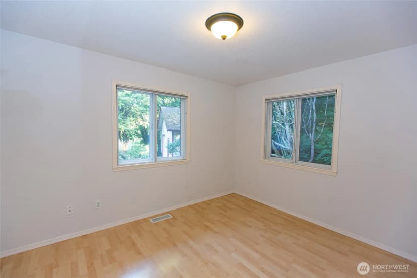 Property photo for 1601 Eastside Street Se, Olympia photo 21