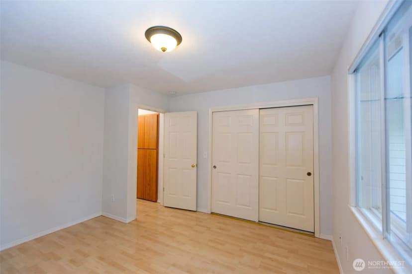 Property photo for 1601 Eastside Street Se, Olympia photo 22