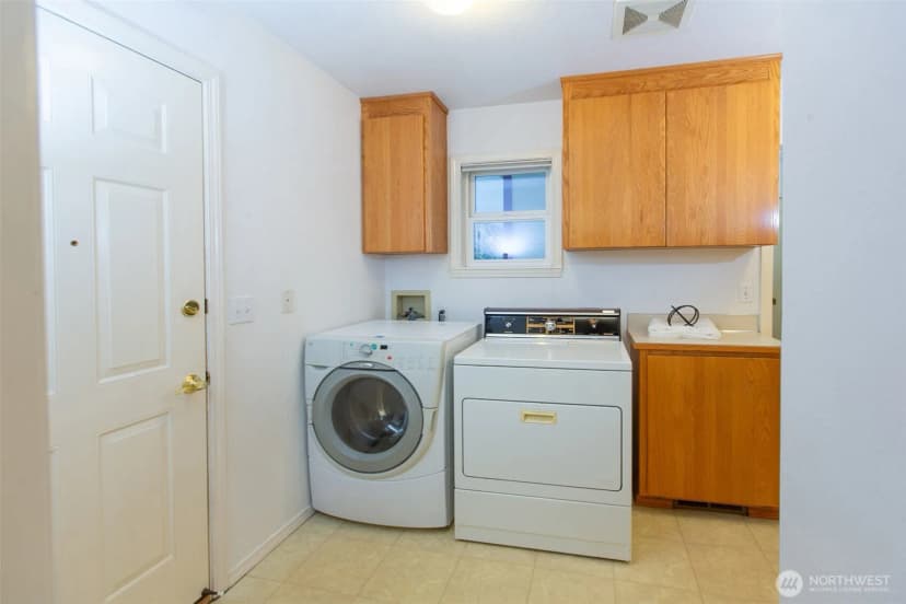 Property photo for 1601 Eastside Street Se, Olympia photo 24