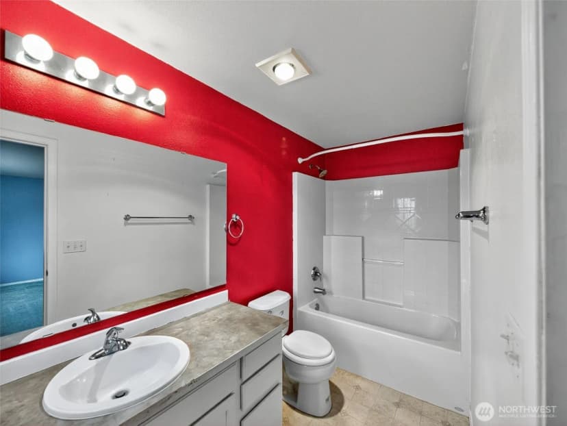 Property photo for 2106 Lake Drive Sw, Lakebay photo 19