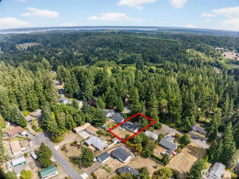 Property photo for 2106 Lake Drive Sw, Lakebay photo 27