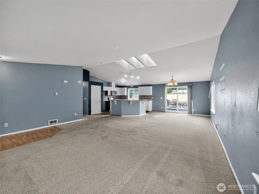 Property photo for 2106 Lake Drive Sw, Lakebay photo 5