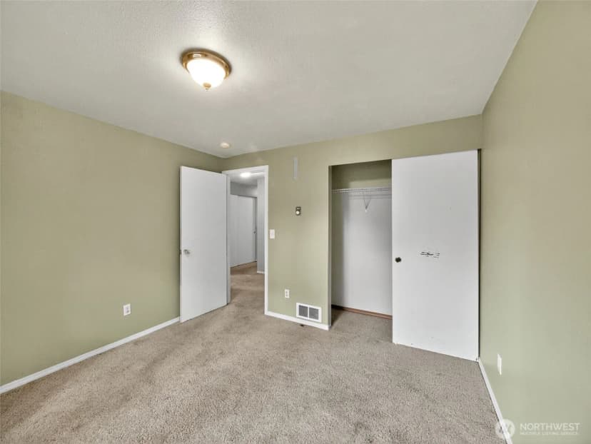 Property photo for 2106 Lake Drive Sw, Lakebay photo 12
