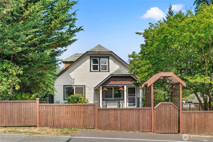 Property photo for 1721 63rd Street Se, Everett
