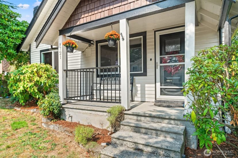 Property photo for 1721 63rd Street Se, Everett photo 3