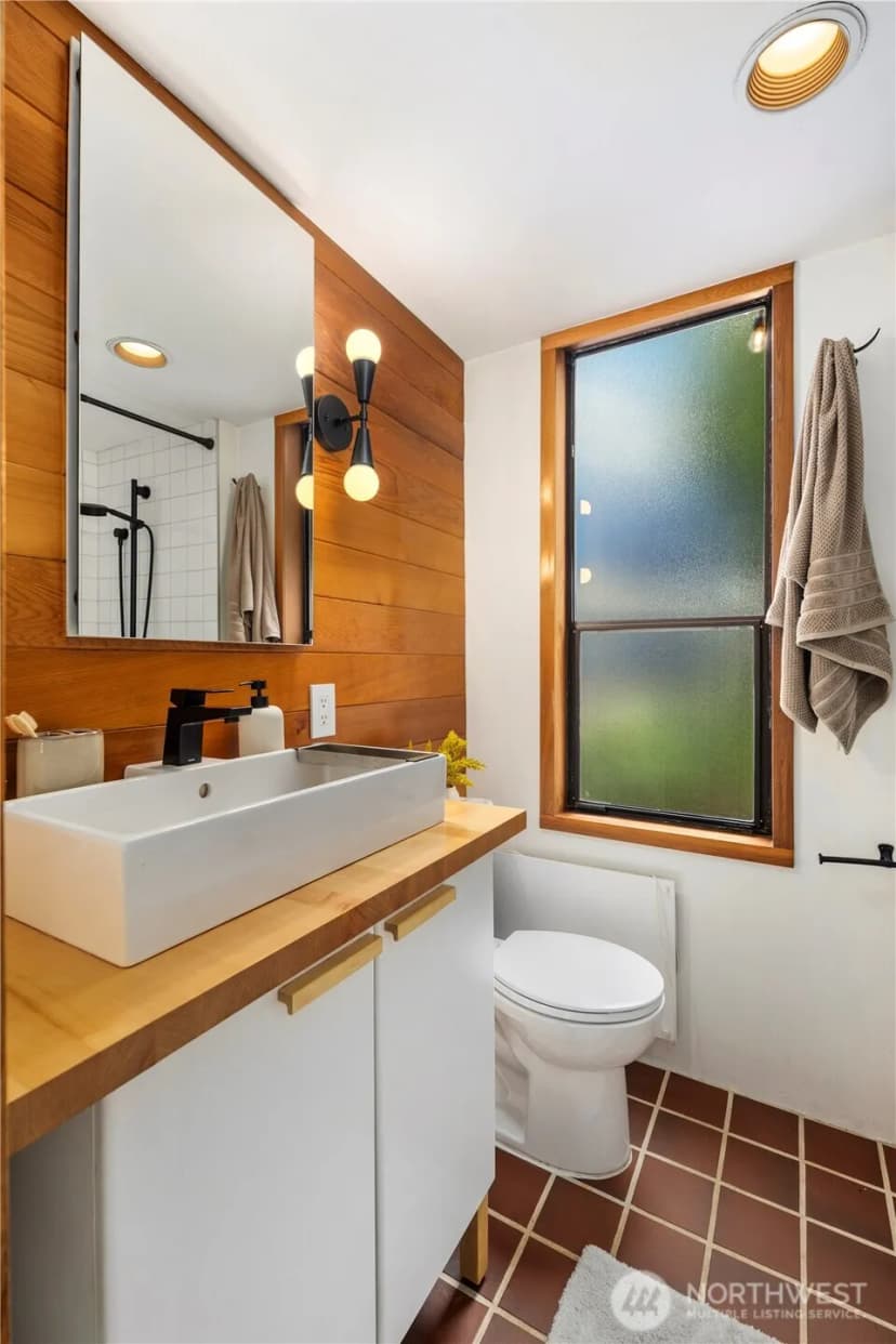 Property photo for 2632 Nw North Beach Drive, Seattle photo 18