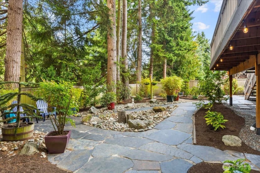 Property photo for 21014 Woodlake Drive, Edmonds photo 34