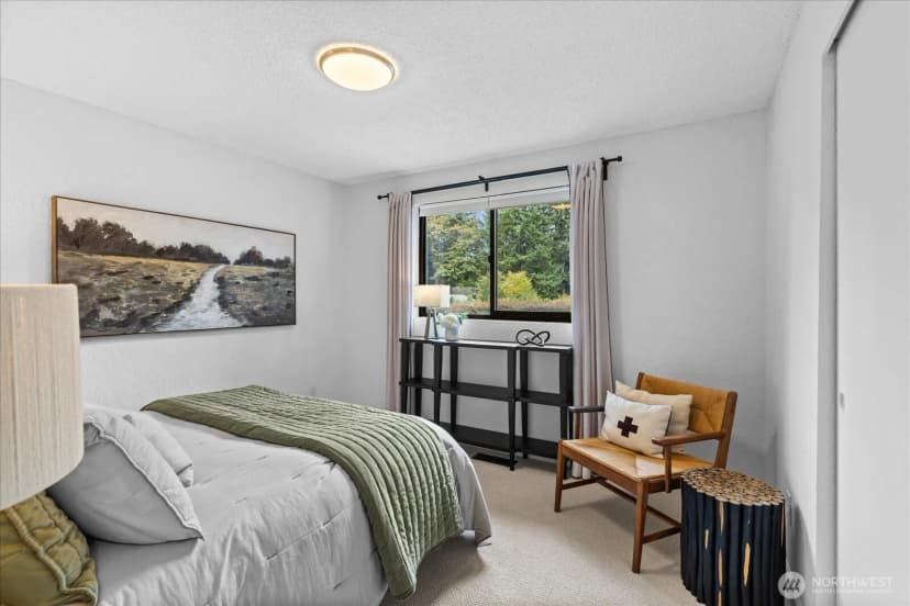 Property photo for 21014 Woodlake Drive, Edmonds photo 21