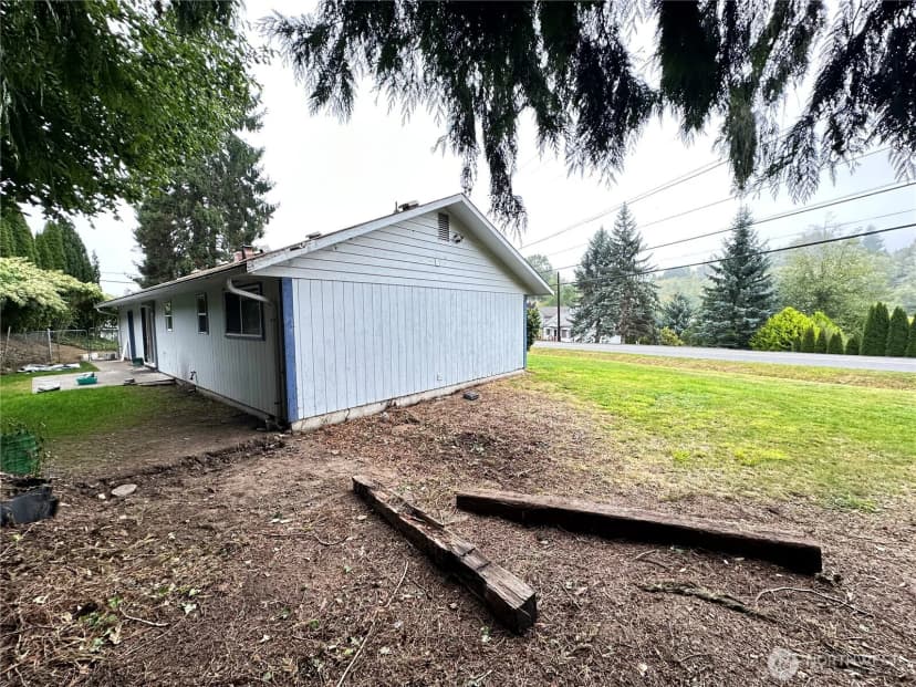 Property photo for 6226 46th St Ne, Marysville photo 7