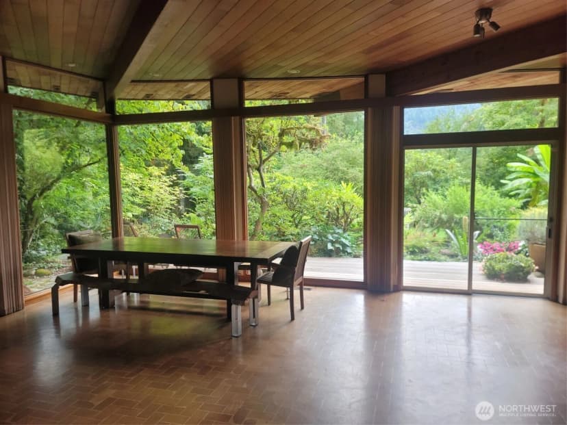 Property photo for 9506 240 Avenue Se, Issaquah photo 6