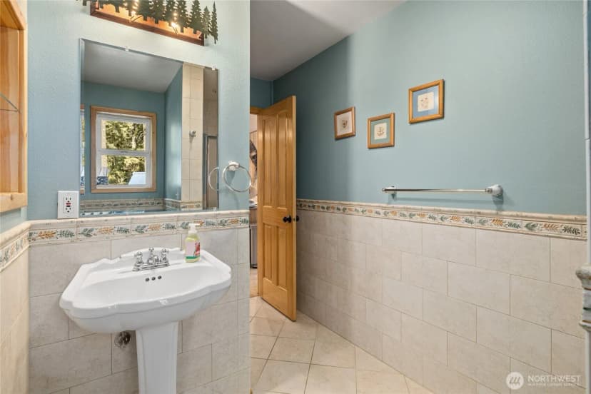 Property photo for 130 Daisy Lane, Ronald photo 17