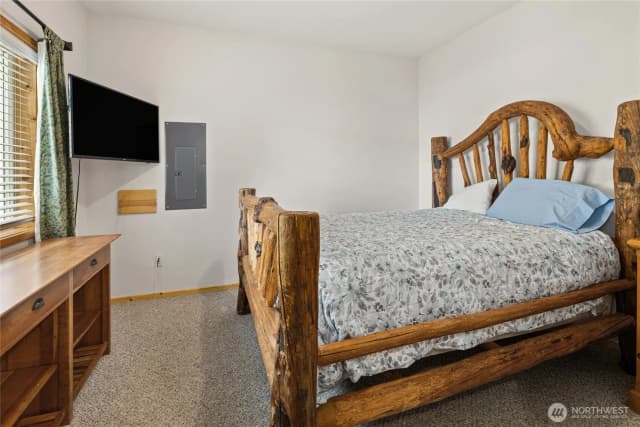 Property photo for 130 Daisy Lane, Ronald photo 4