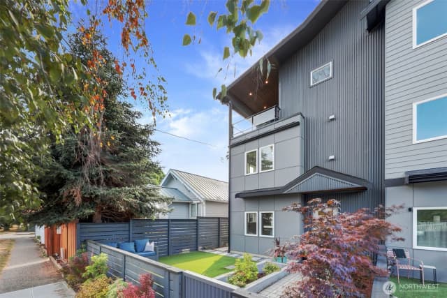 Property photo for 8009 27th Avenue Nw #1, Seattle photo 2