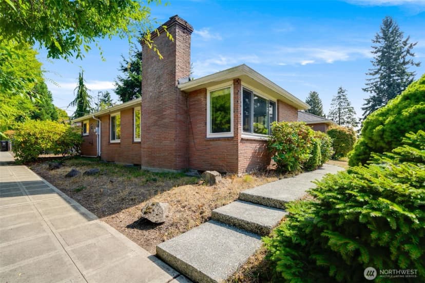 Property photo for 12056 3rd Avenue Nw, Seattle photo 39