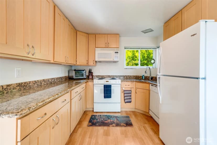 Property photo for 12056 3rd Avenue Nw, Seattle photo 7
