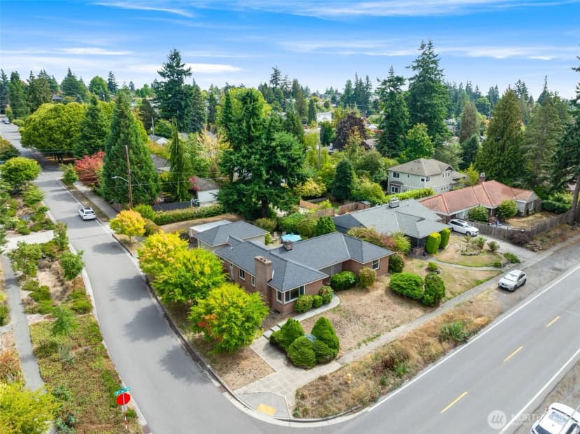 Property photo for 12056 3rd Avenue Nw, Seattle photo 32