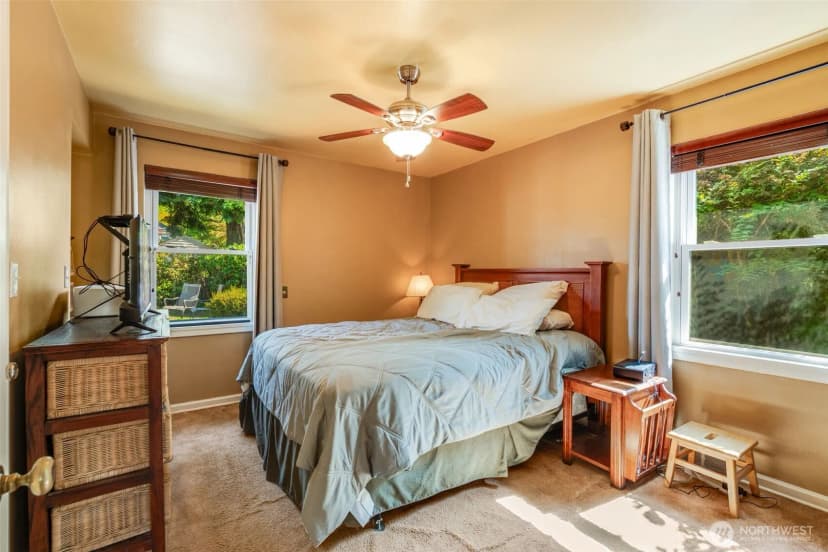 Property photo for 12056 3rd Avenue Nw, Seattle photo 16