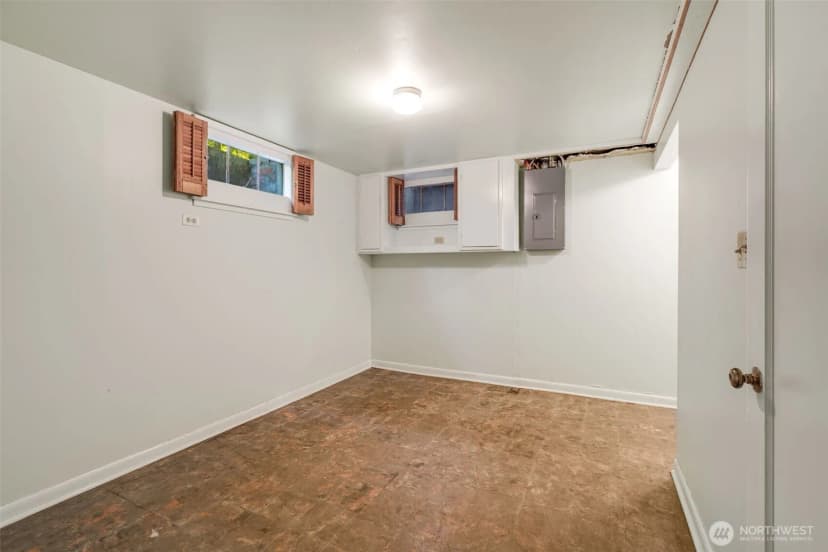 Property photo for 12056 3rd Avenue Nw, Seattle photo 18