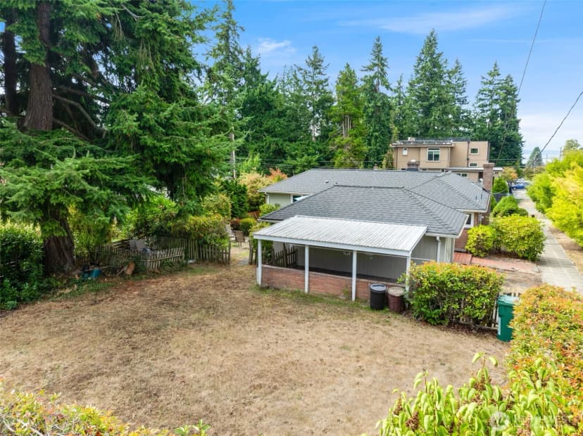 Property photo for 12056 3rd Avenue Nw, Seattle photo 31