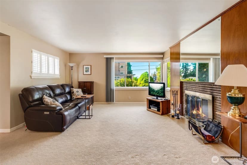 Property photo for 12056 3rd Avenue Nw, Seattle photo 34
