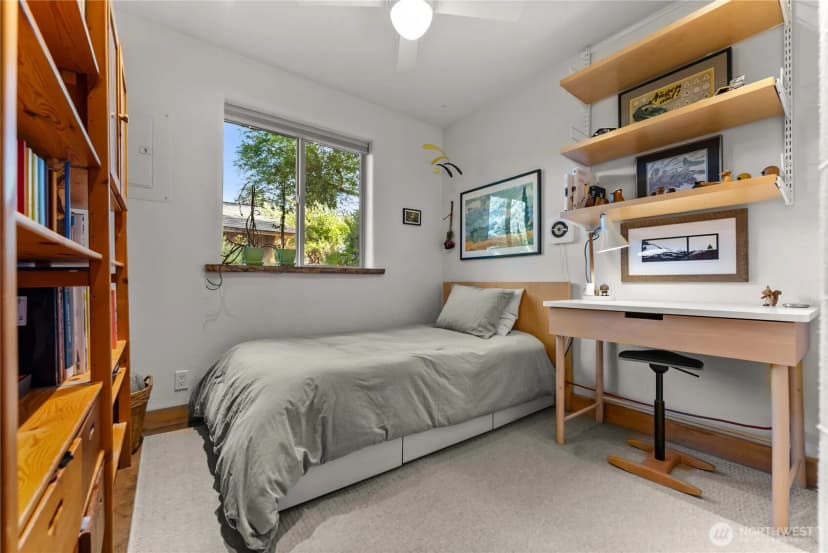 Property photo for 816 Castle Avenue, Winthrop photo 21