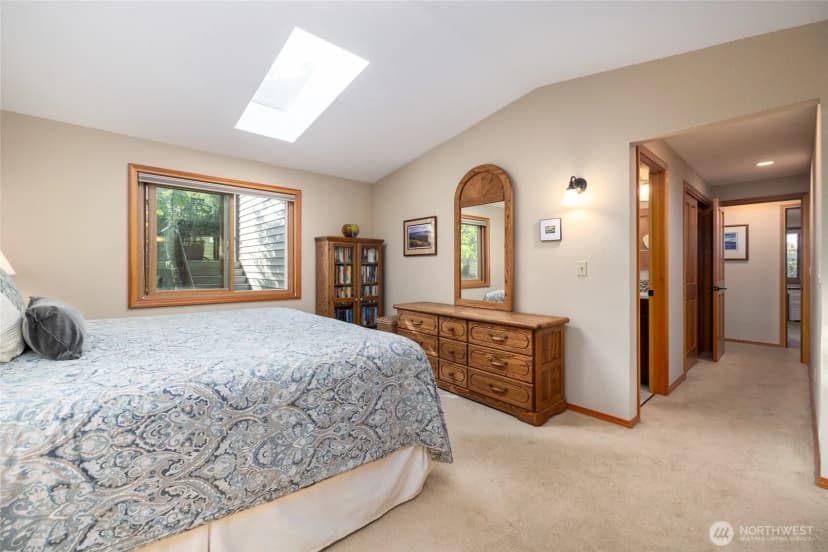 Property photo for 4218 Glasgow Way, Anacortes photo 18
